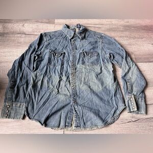 Vintage GAP Denim chambray pearl button western cowboy country Shirt